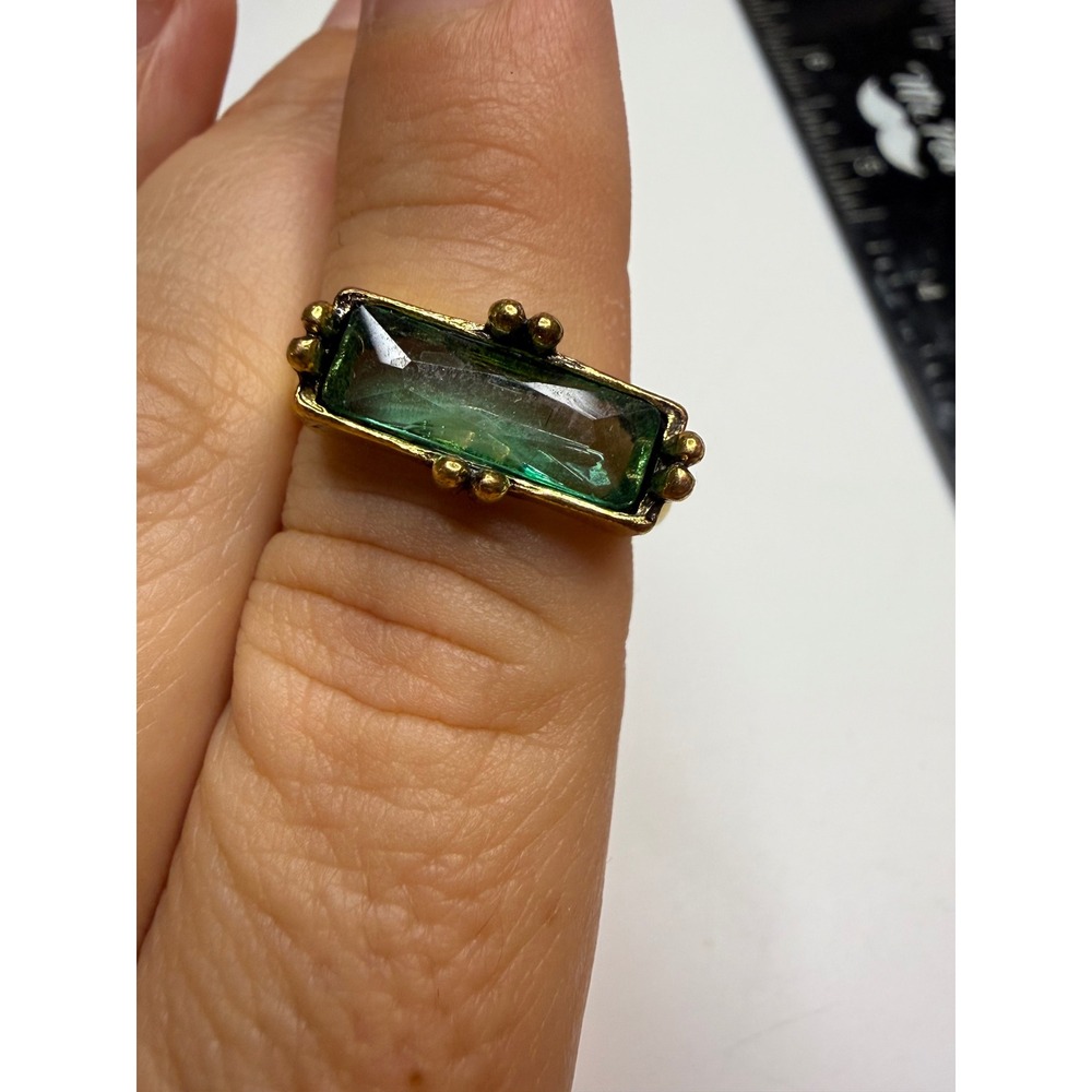Emerald Green Glass Rectangular Gold Tone Statement Ring Size 7.25